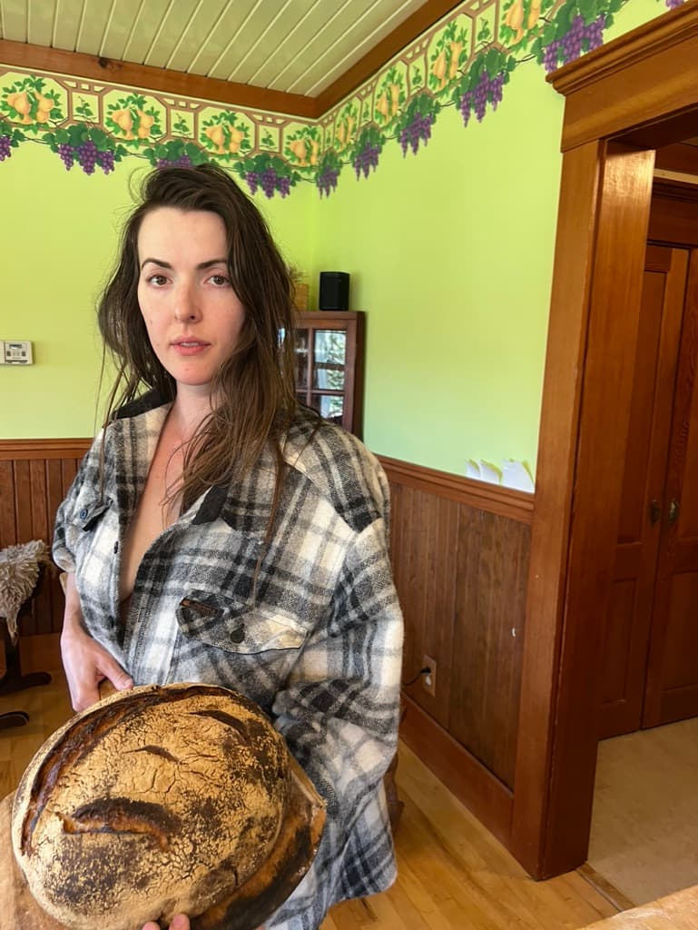 Rose Stole the Magic Meat Truck! image 3